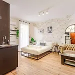 Апартаменты Industrial Loft *