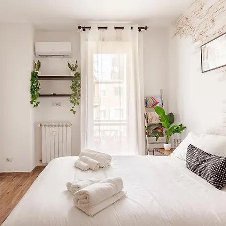 Industrial Loft * Rom
